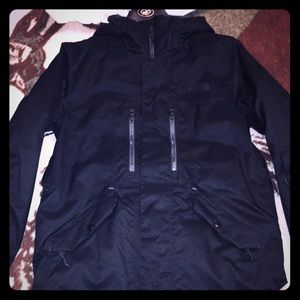 ⚓️NWT The North Face Black Sherman Parka LG ⚓️